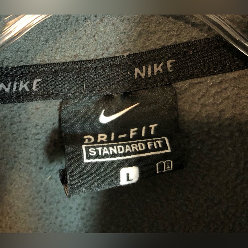 Nike hoodie size men’s large - Picture 3 of 4